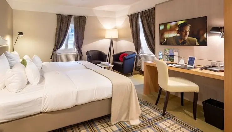 Deluxe Tek Büyük Yataklı Oda, 1 Çift Kişilik Yatak, Park Manzaralı