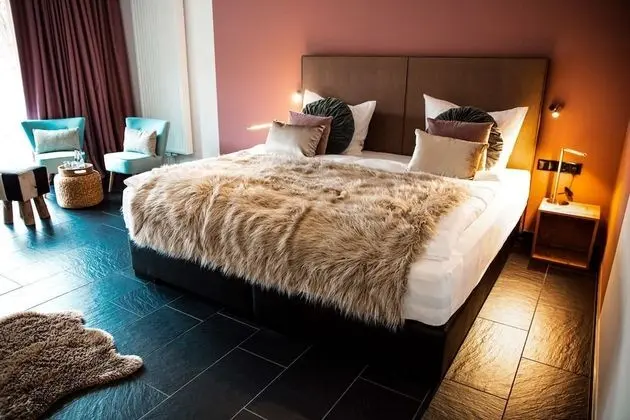 Comfort Tek Büyük Yataklı Oda