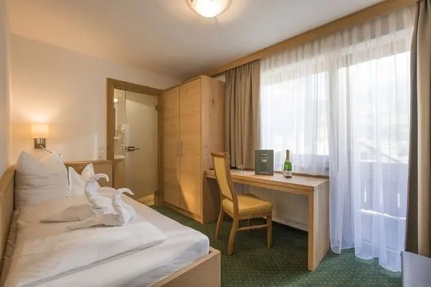 Comfort Tek Kişilik Oda, Sigara İçilmez, Dağ Manzaralı (Rehbock)