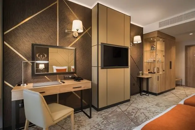 Standard Tek Büyük Yataklı Oda