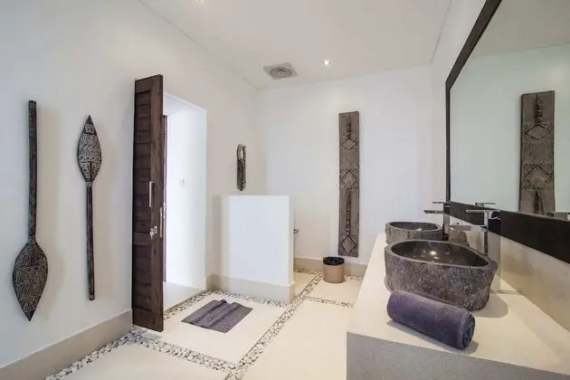 Basic Villa, Birden Çok Yatak