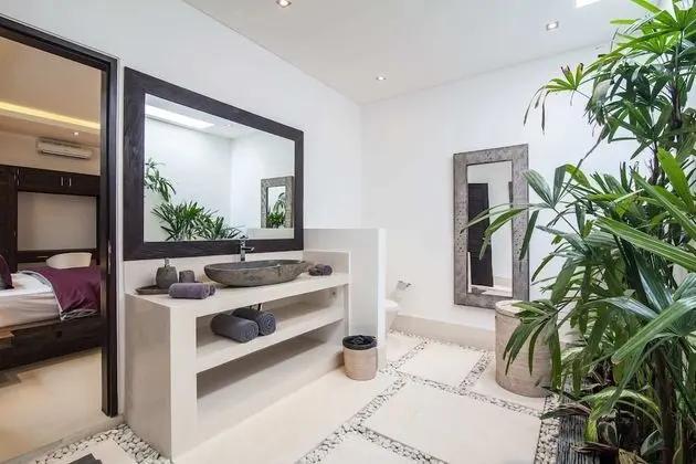 Basic Villa, Birden Çok Yatak