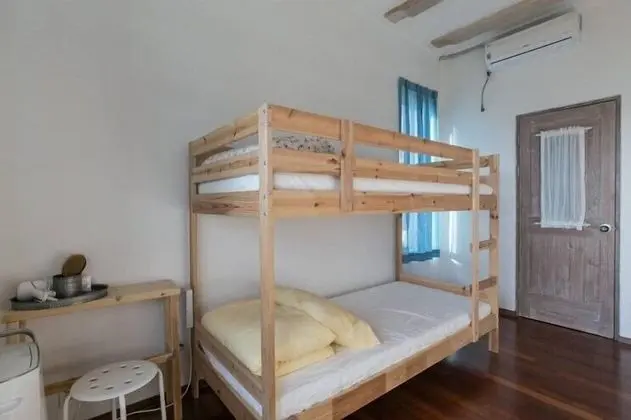 Basic Ortak Ranzalı Oda, Sadece kadınlar için, Plaj Manzaralı, Plaj Kenarı