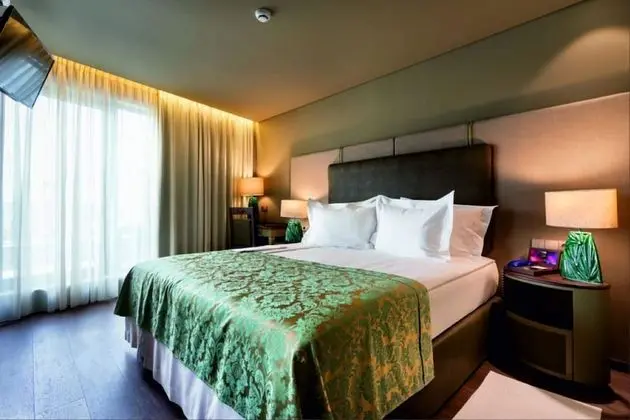 Luxury Tek Büyük Yataklı Oda