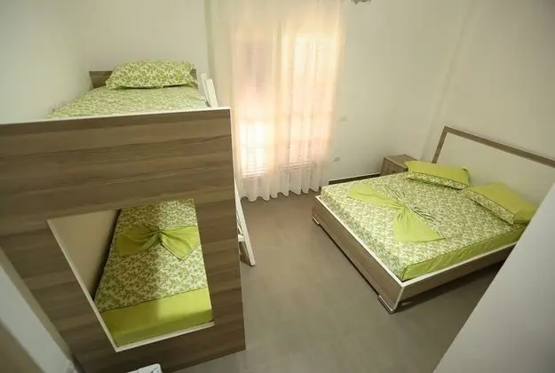 Standard Dört Kişilik Oda