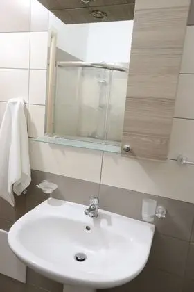 Standard Dört Kişilik Oda