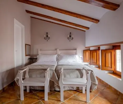 Tek Büyük Yataklı Oda