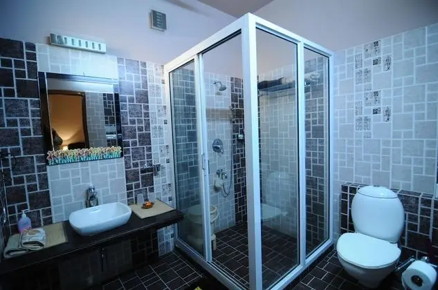 Deluxe Tek Büyük veya İki Ayrı Yataklı Oda, 2 Tek Kişilik Yatak, Küçük Mutfak