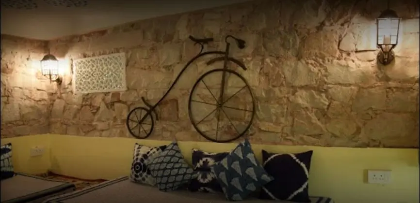 Ortak Ranzalı Oda, Sadece kadınlar için