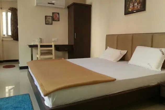 Deluxe Tek Büyük Yataklı Oda, 1 Çift Kişilik Yatak, Sigara İçilebilir