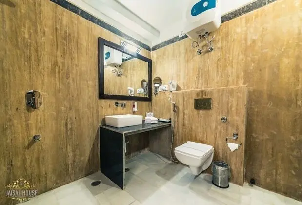 Luxury Tek Büyük Yataklı Oda