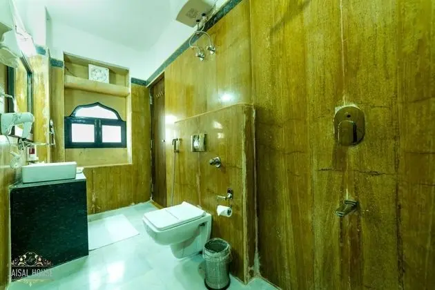 Luxury Tek Büyük Yataklı Oda