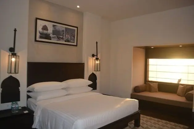 Deluxe Oda, 1 En Büyük (King) Boy Yatak ve Çekyat, Sigara İçilmez, Şehir Manzaralı