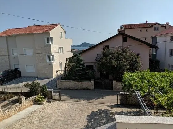 Apart Daire (Jak - parking and BBQ - A2(2+1))