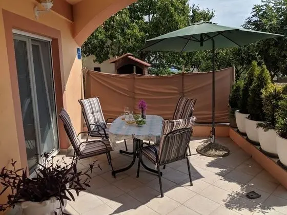 Apart Daire (Jak - parking and BBQ - A3(4+1))