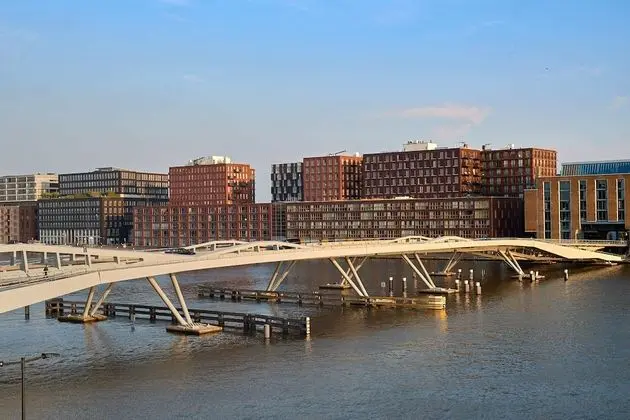 Superior Oda, Küvet (Waterfront)