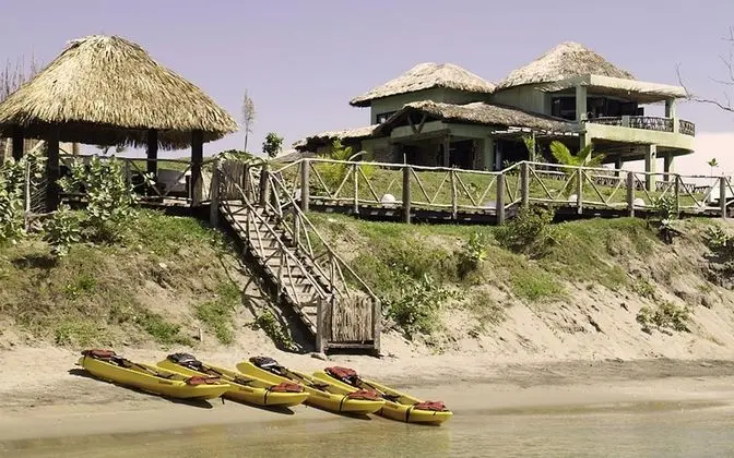 Seaweed 4 Bedroom Luxury Villa