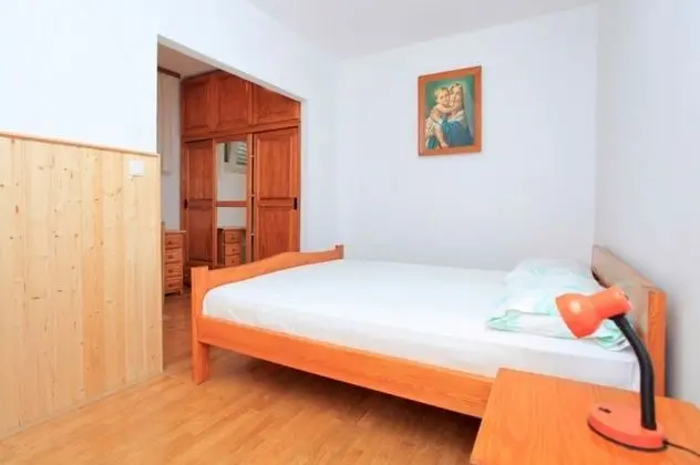 Apart Daire (Jakica - family apartment with garden)