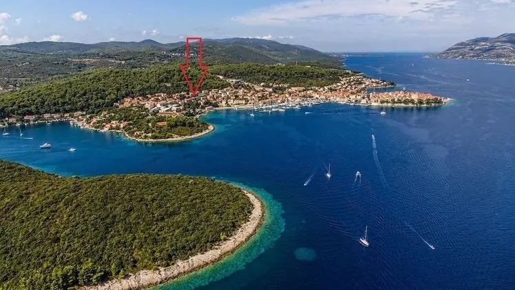 Apart Daire (Jakica - family apartment with garden)