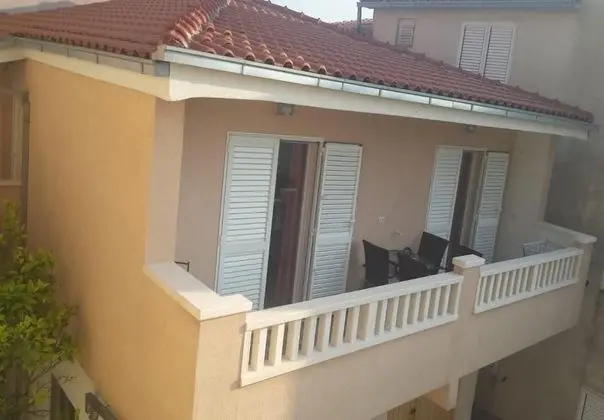 Apart Daire (Jakir - with terrace - A1(4+2))