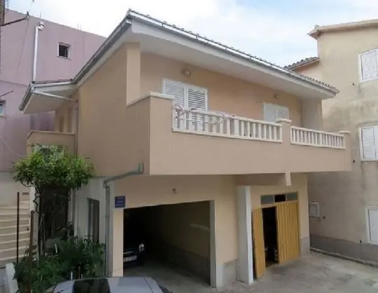 Apart Daire (Jakir - with terrace - A1(4+2))