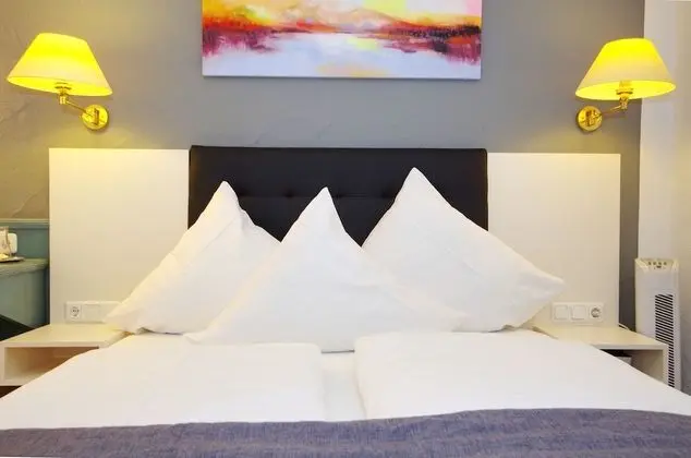 Comfort Tek Büyük Yataklı Oda