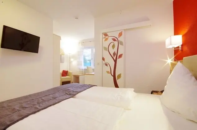 Comfort Tek Büyük Yataklı Oda