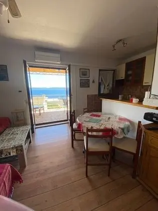 Apart Daire (Jakov - large terrace - A1(4+1))