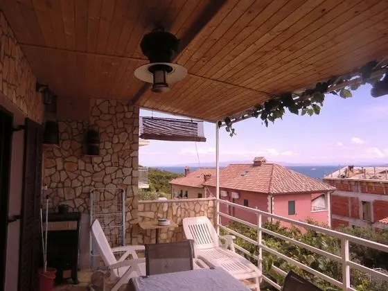 Apart Daire (Jakov - large terrace - A1(4+1))