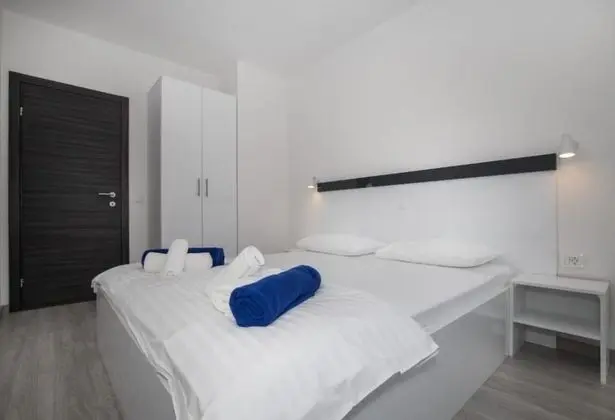 Apart Daire (Jakov - modern and cosy with pool - B)