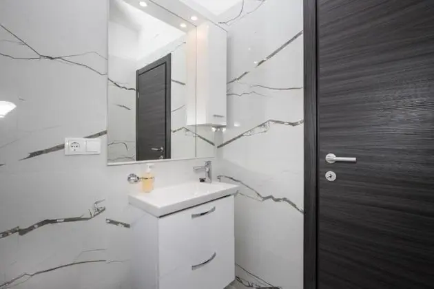 Apart Daire (Jakov - modern and cosy with pool - B)