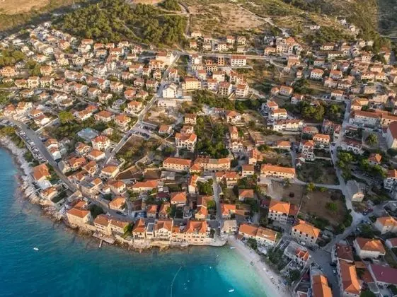 Apart Daire (Jakov - modern and cosy with pool - B)