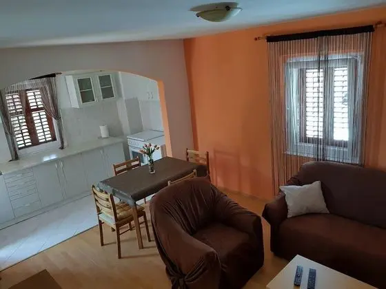 Apart Daire (Jakov - old town center - A1(4))