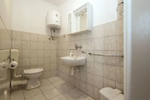 Apart Daire (Jakša - close to the sea & free park)