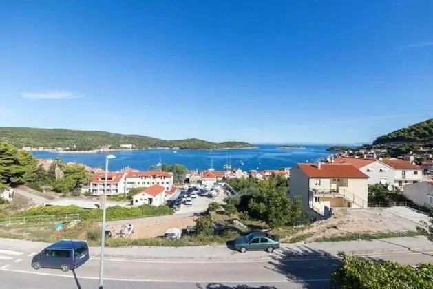 Apart Daire (Jakša - close to the sea & free park)