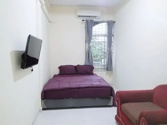 Deluxe + Sofa