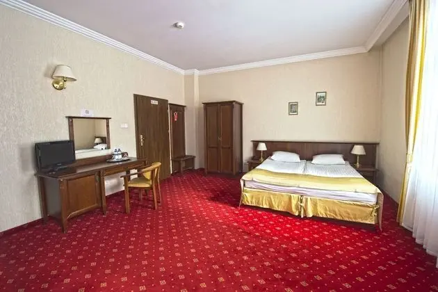 Tek Büyük veya İki Ayrı Yataklı Oda