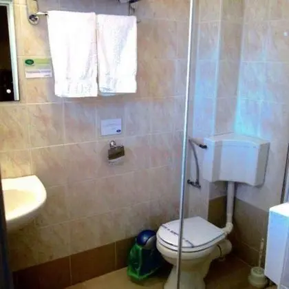 Design Tek Büyük Yataklı Oda, Balkon, Avlu Manzaralı