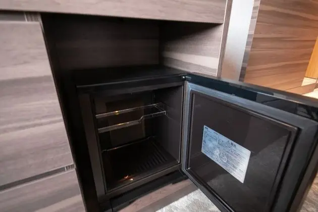 Oda, Sigara İçilmez (Renovation Queen)