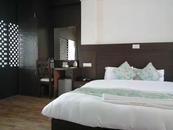 Deluxe Tek Büyük veya İki Ayrı Yataklı Oda