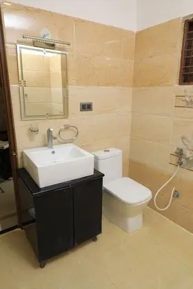 Classic Oda, 1 Büyük (Queen) Boy Yatak, Özel Banyo
