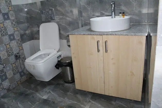 Luxury Tek Büyük Yataklı Oda