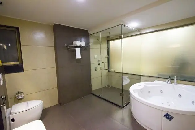 Luxury Süit, 1 En Büyük (King) Boy Yatak, Sigara İçilmez, Şehir Manzaralı
