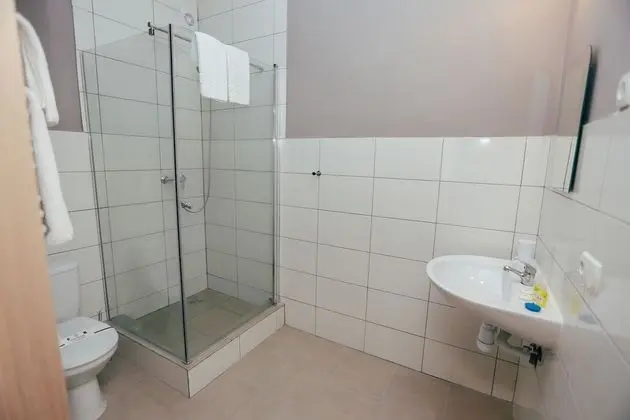 Standard Tek Büyük veya İki Ayrı Yataklı Oda, Balkon