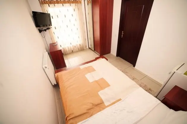Economy Tek Büyük Yataklı Oda, Ortak Banyo