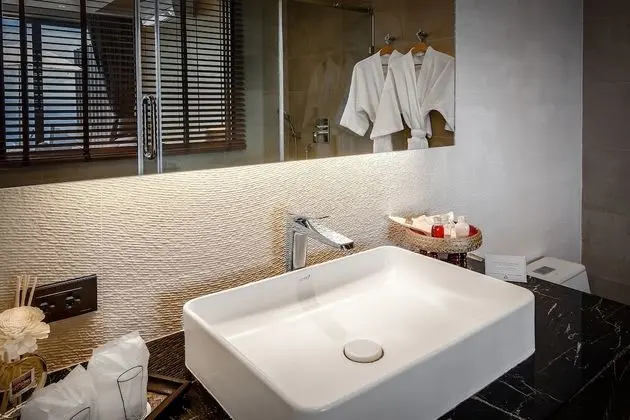 Luxury Villa 3 Bedroom for 6 Pax