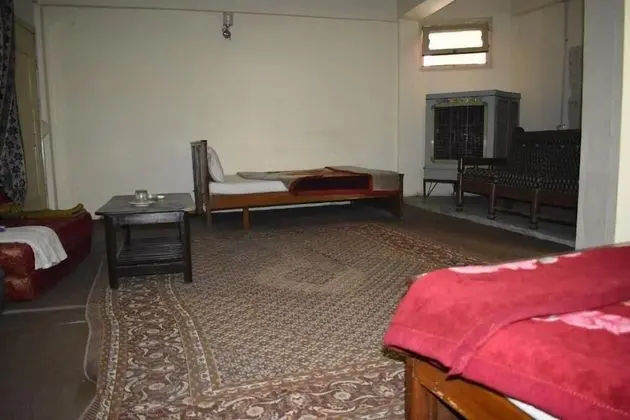 Standard Dört Kişilik Oda