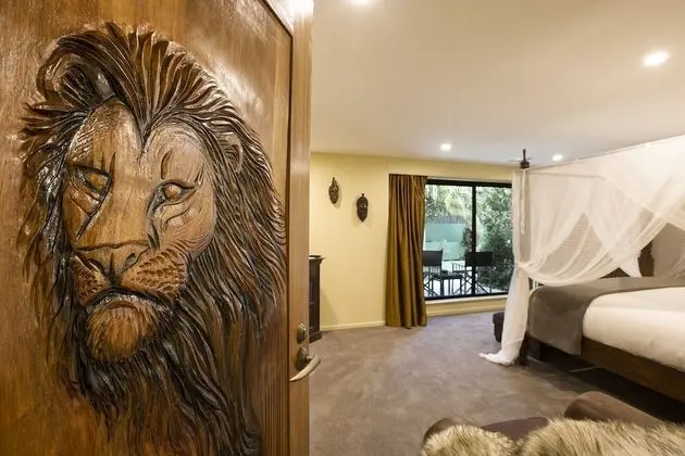 Luxury Room Wild Encounter 1 (Check in by 2:30pm)