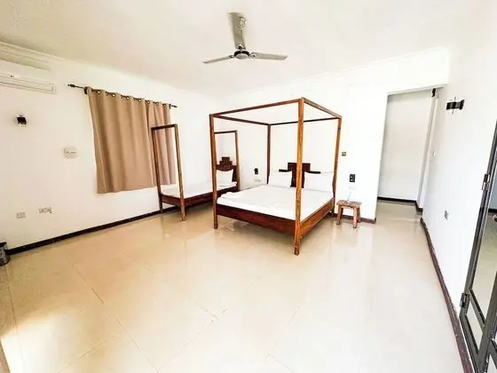 Deluxe Tek Büyük Yataklı Oda, Deniz Manzaralı, Denize Sıfır