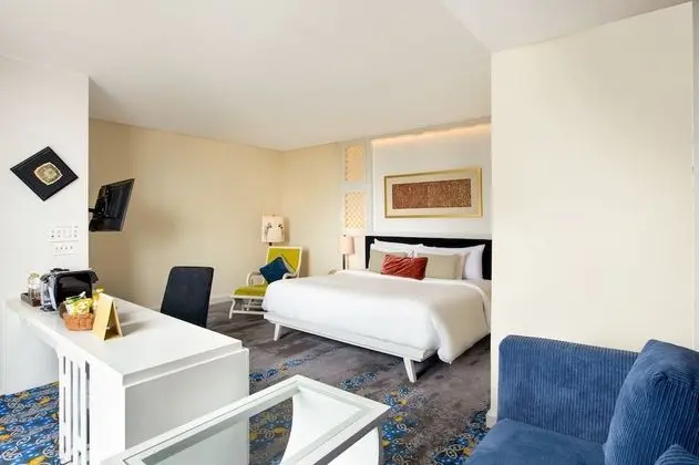Deluxe Premier Room